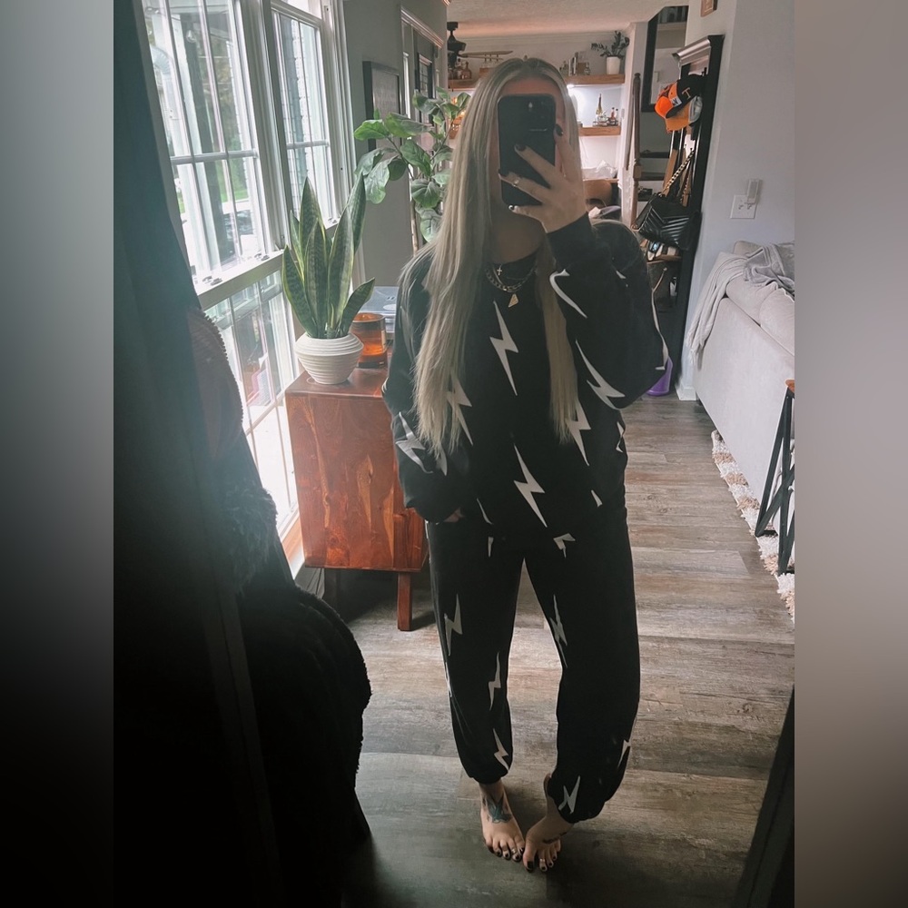 Aviator Nation SET| Bolt Stitch black sporty crewneck pull-over sweatshirt